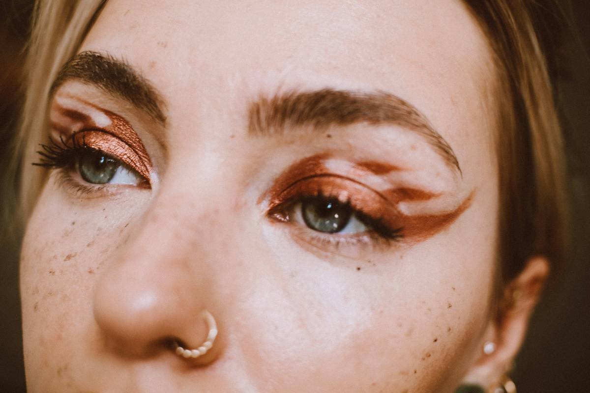 The Ultimate Guide to Choosing the Best Eyebrow Styling Product—Without the Flake or Frizz